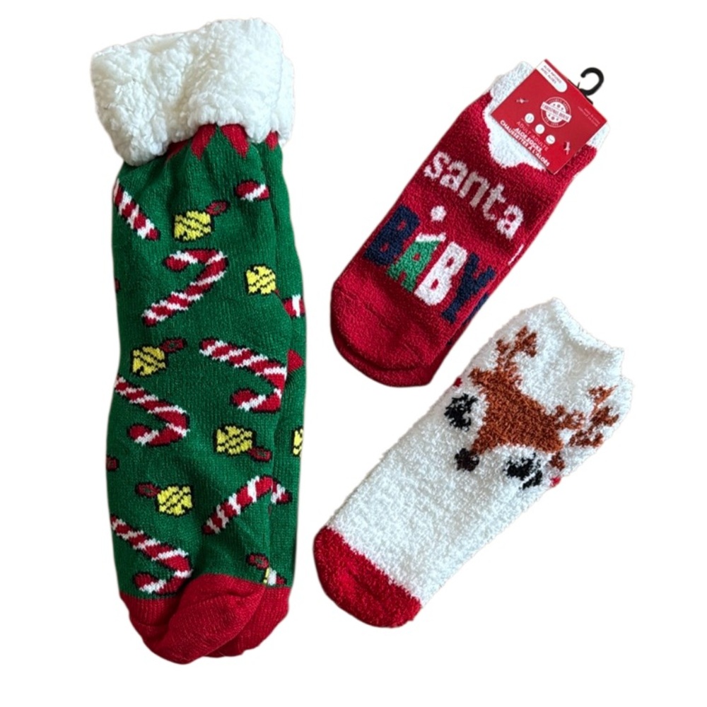 NWOT CHRISTMAS HOLIDAY BUNDLE OF 3 FUZZY WARM COZY SOCKS FOR CHRISTMAS MORNING